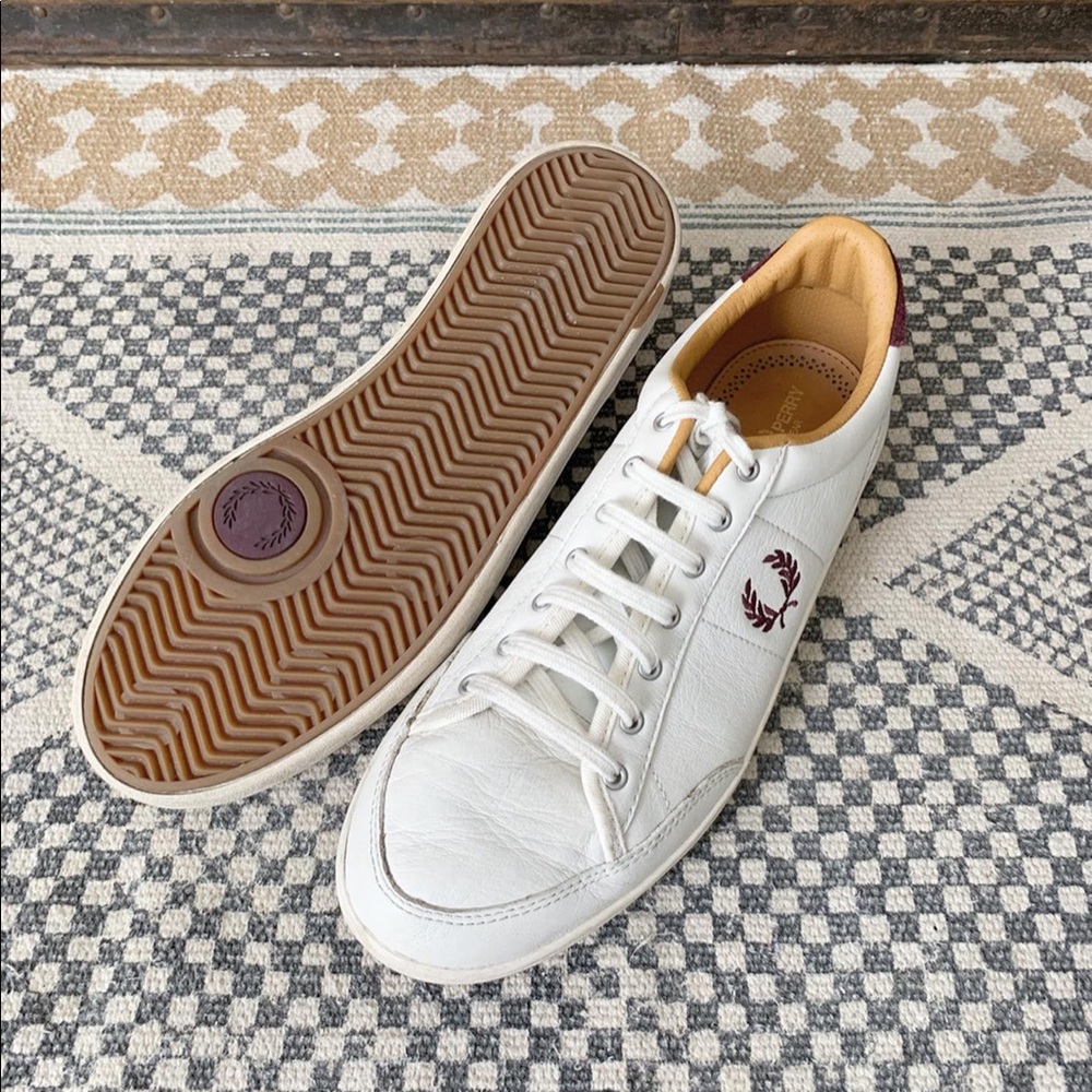 Men’s Fred Perry kicks
